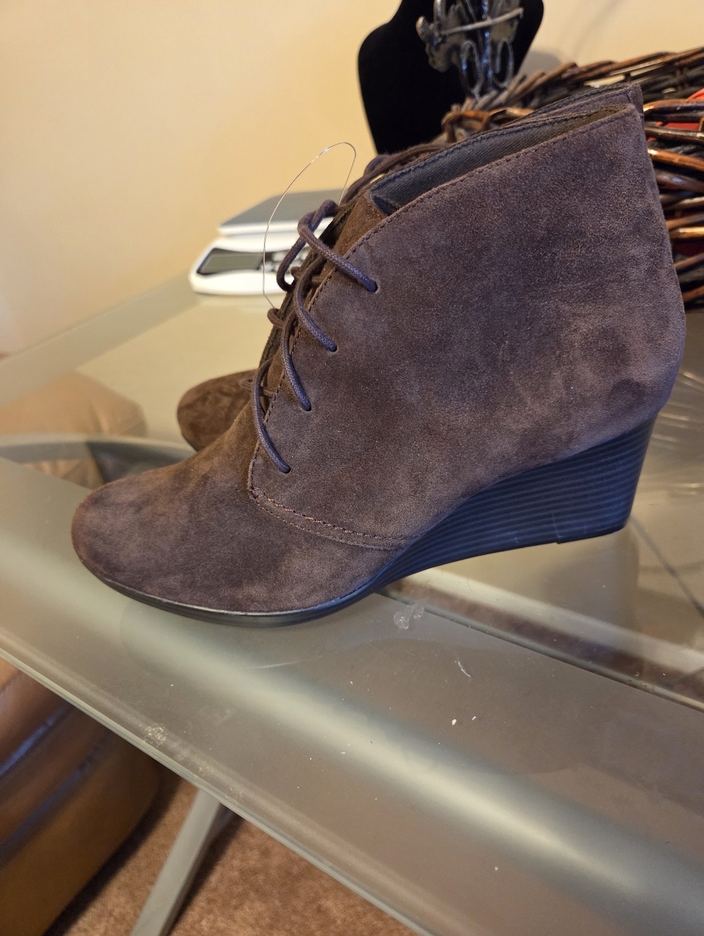Clarks Bendable Women's Brown Suede Wedge Ankle Bootie - Classic Lace-Up